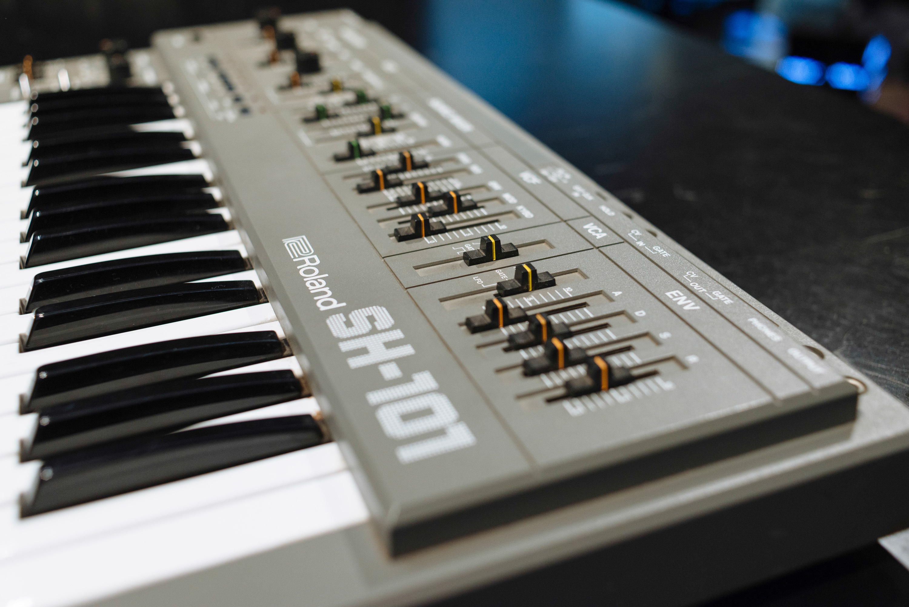 Instrumental Instruments: Roland SH-101 | Red Bull Music Academy Daily